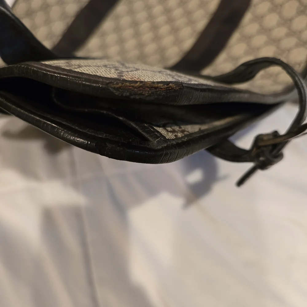 Authentic Gucci Tote Bag.